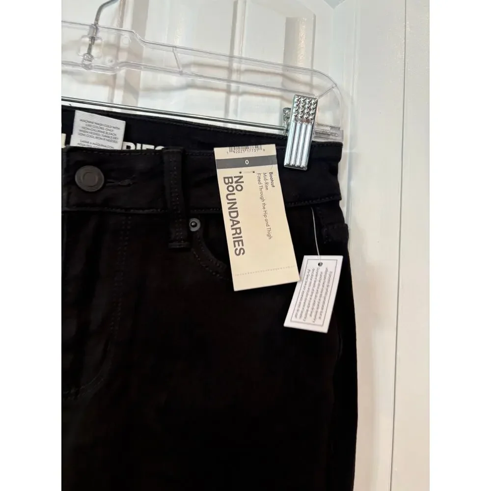 No Boundaries‎ Mid Rise Bootcut Black Jeans Size 0